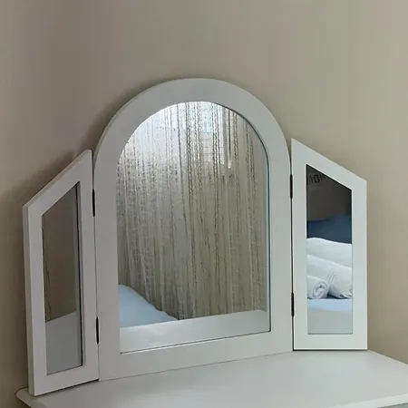 One-bedroom In The Heart Of Apartment *